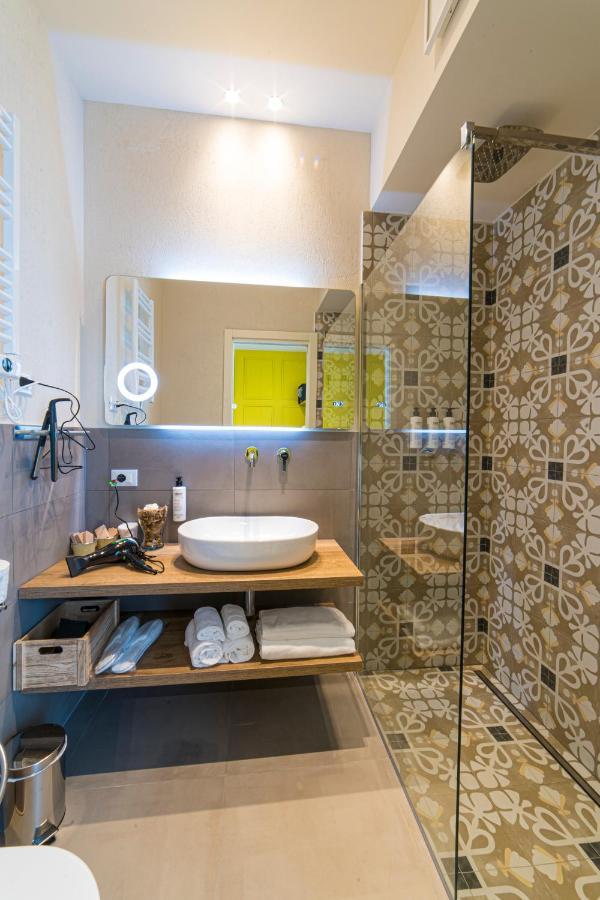 B&B Smartfit House - Room & Relax In Pescara Exteriör bild
