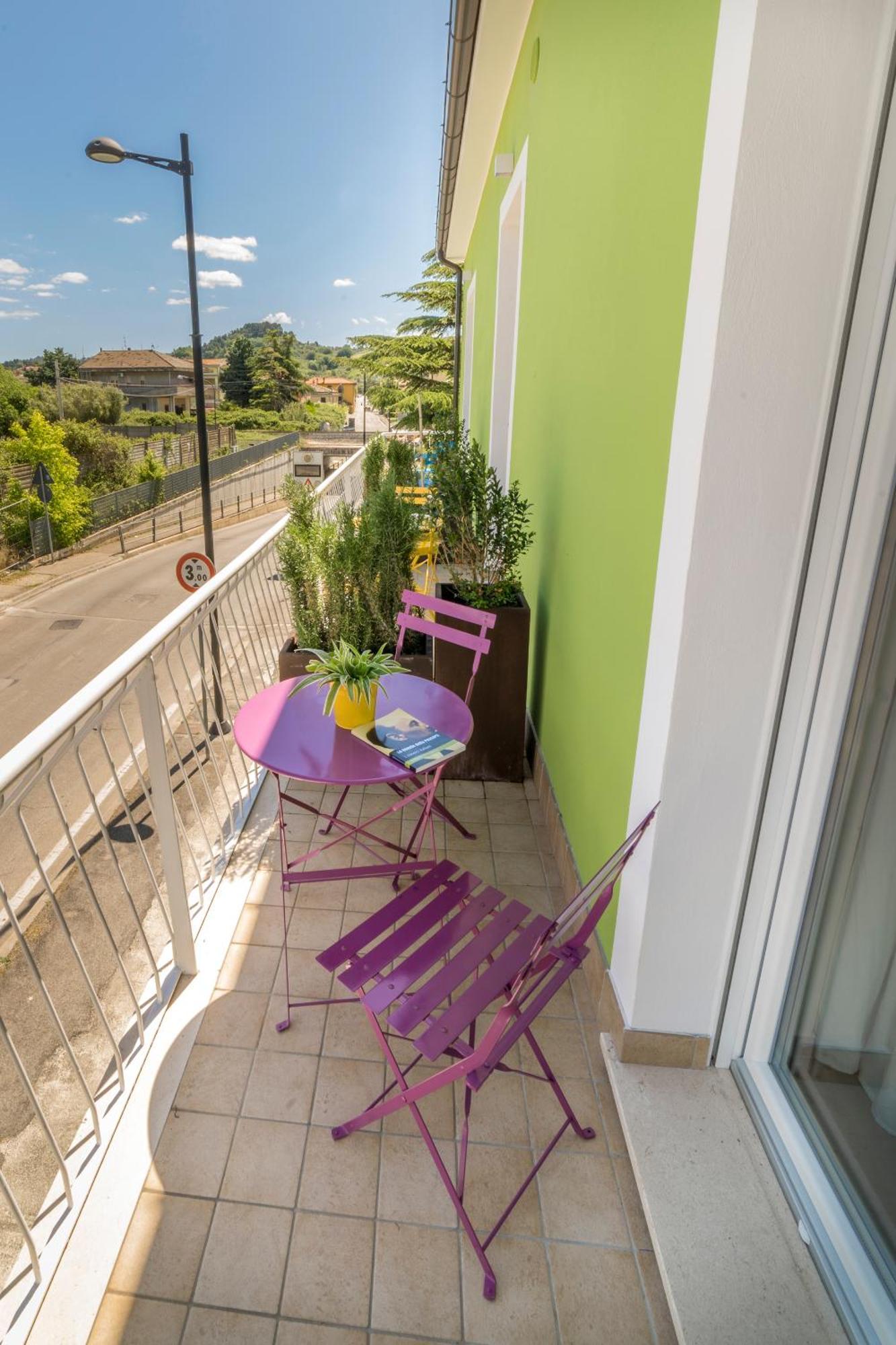 B&B Smartfit House - Room & Relax In Pescara Exteriör bild